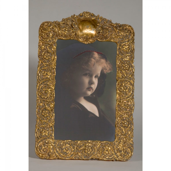 Gold Gilt Leaf Portrait Photo Frame