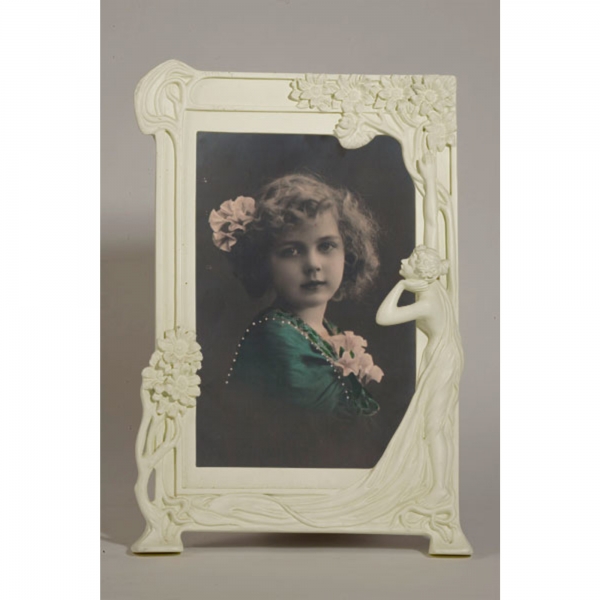 Art Nouveau White Clay Paint Photo Frame
