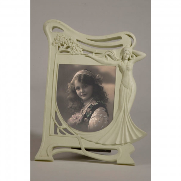 Art nouveau White Clay Paint Photo Frame