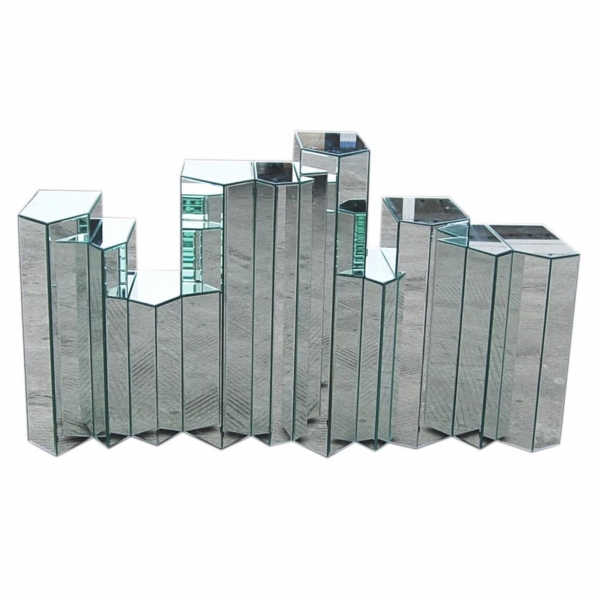 Mirrored Console