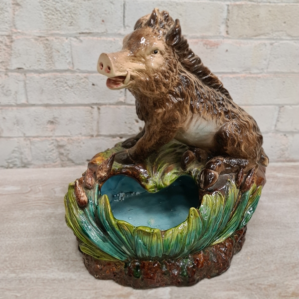 Majolica Style Wild Boar 