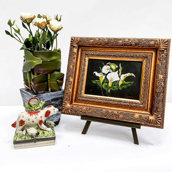 Vintage Gold Painting Wall Art - White Lilies 