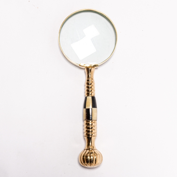 Magnifying Glass - Black and White