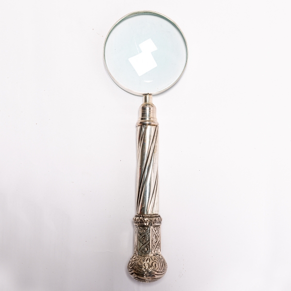 Magnifying Glass - Silver