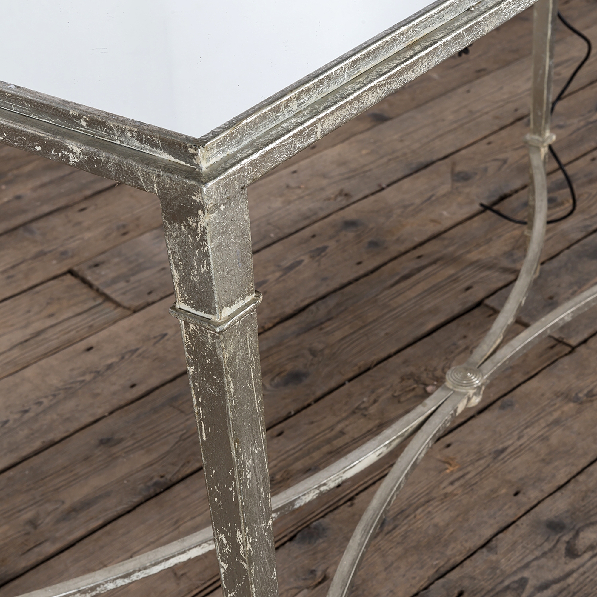 Gin Shu Metal Console Table - Silver Gilt Leaf