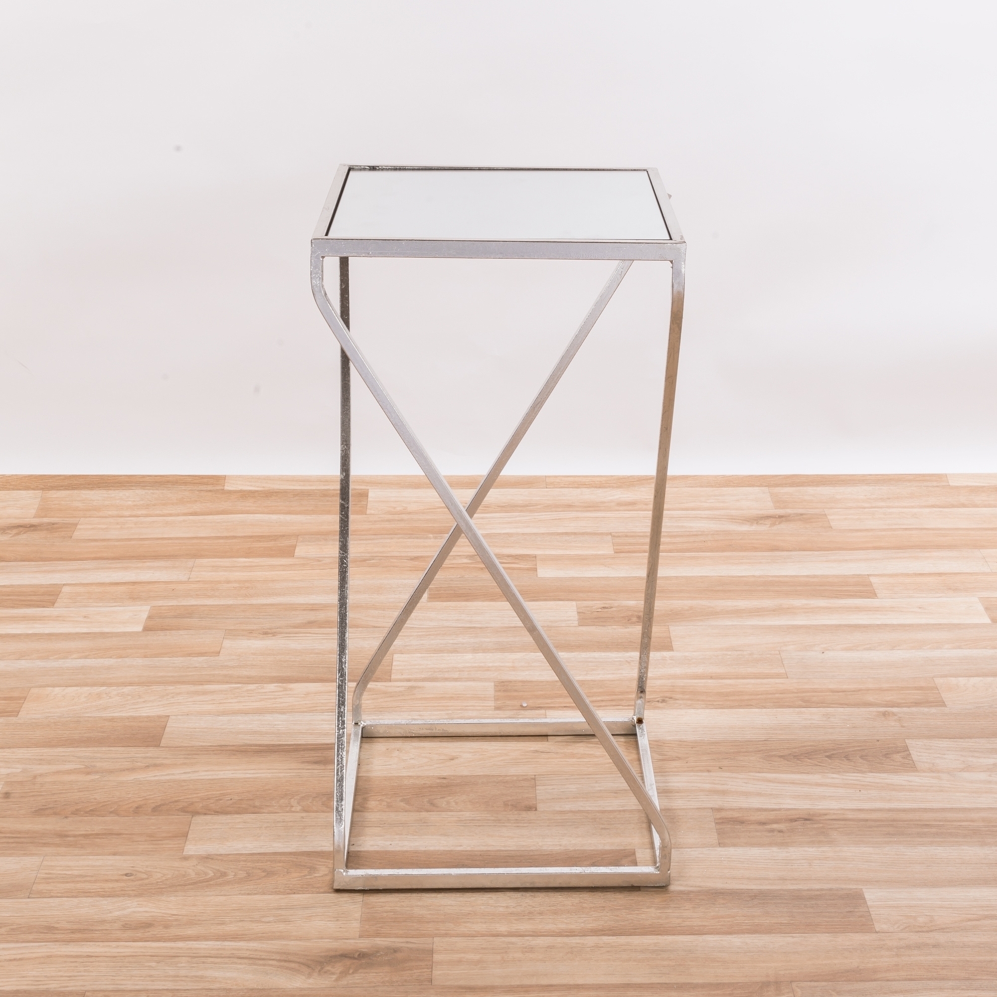 Gin Shu Metal Side Table - Silver Gilt Leaf