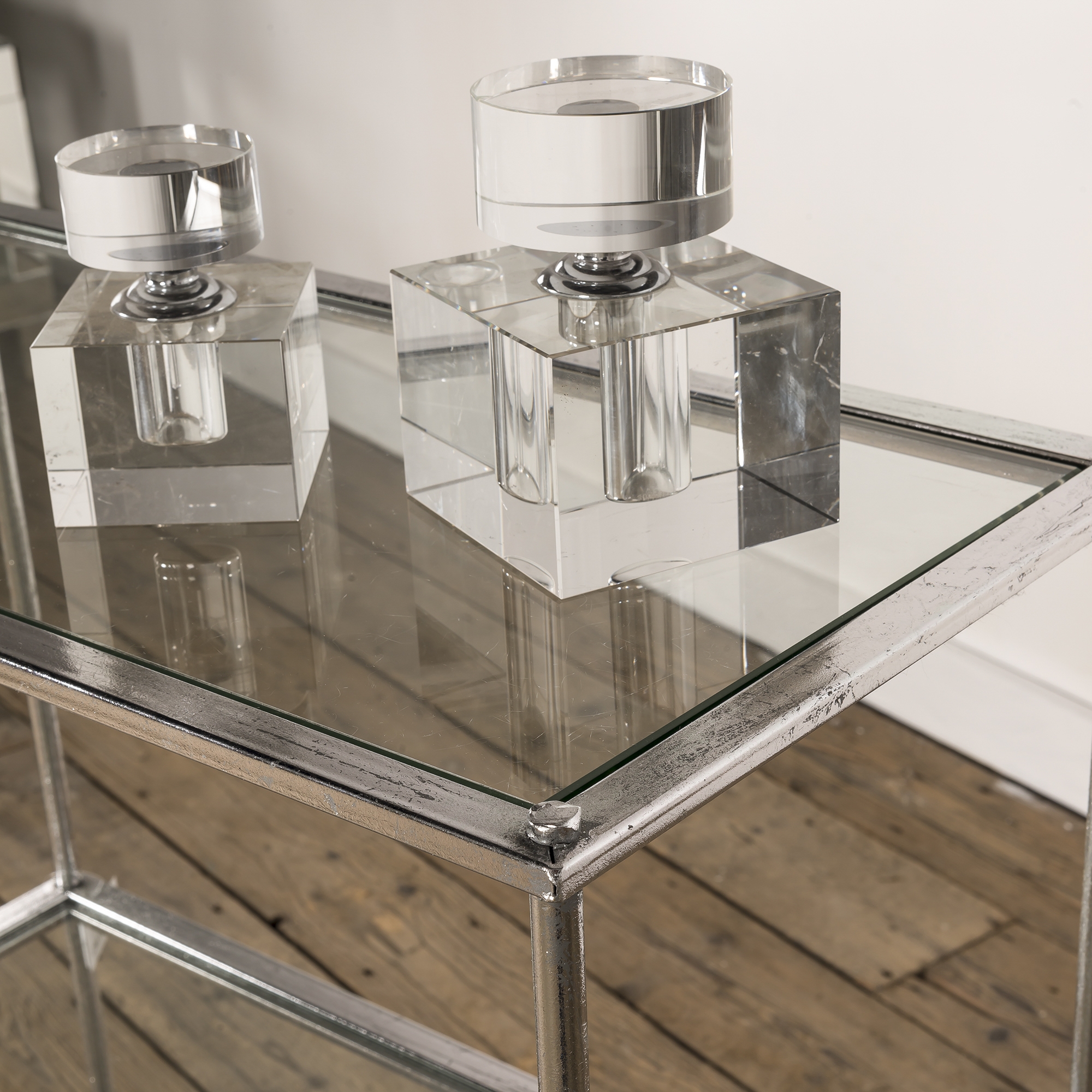 Gin Shu Metal Shelf - Silver Gilt Leaf