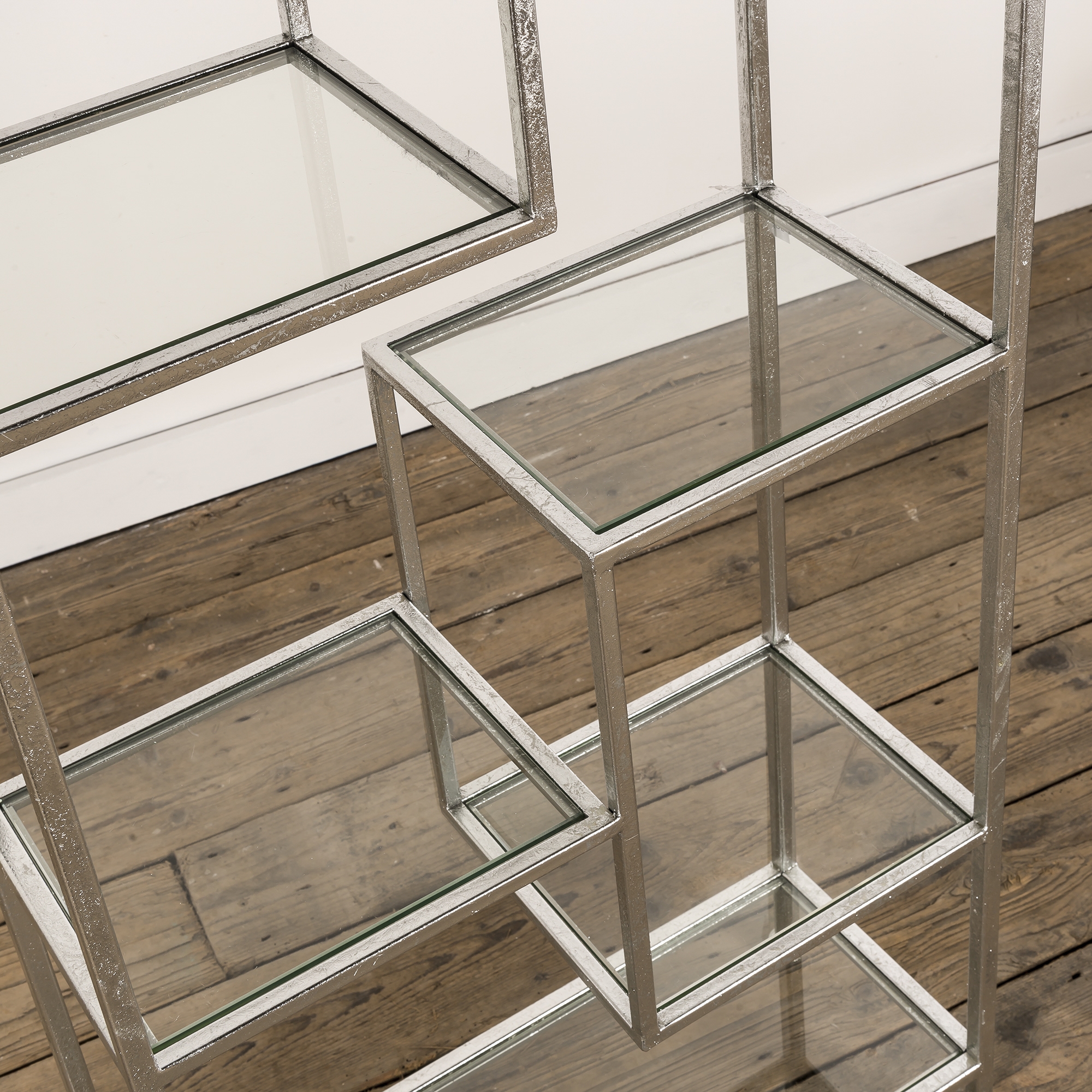 Gin Shu Metal Shelf - Silver Gilt Leaf