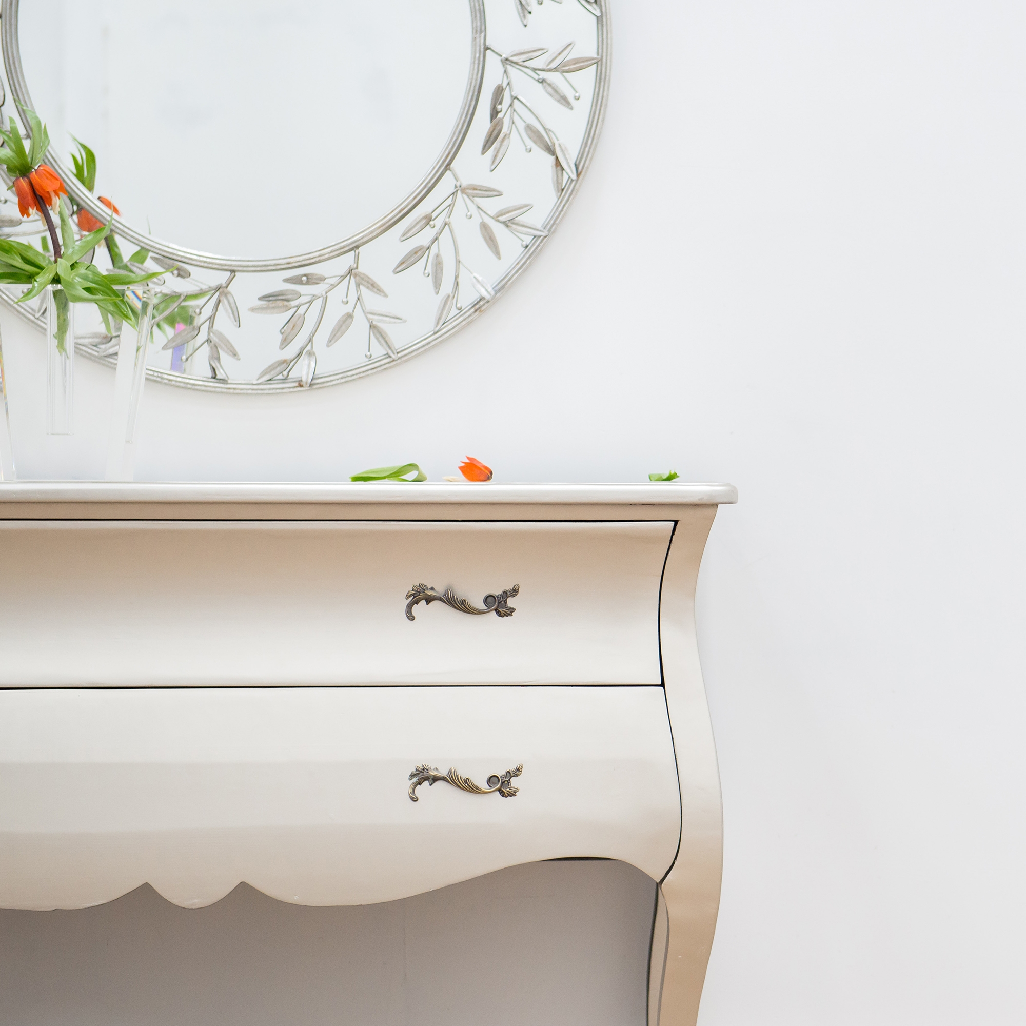 Boudoir Bombé Chest of Drawers - Silver