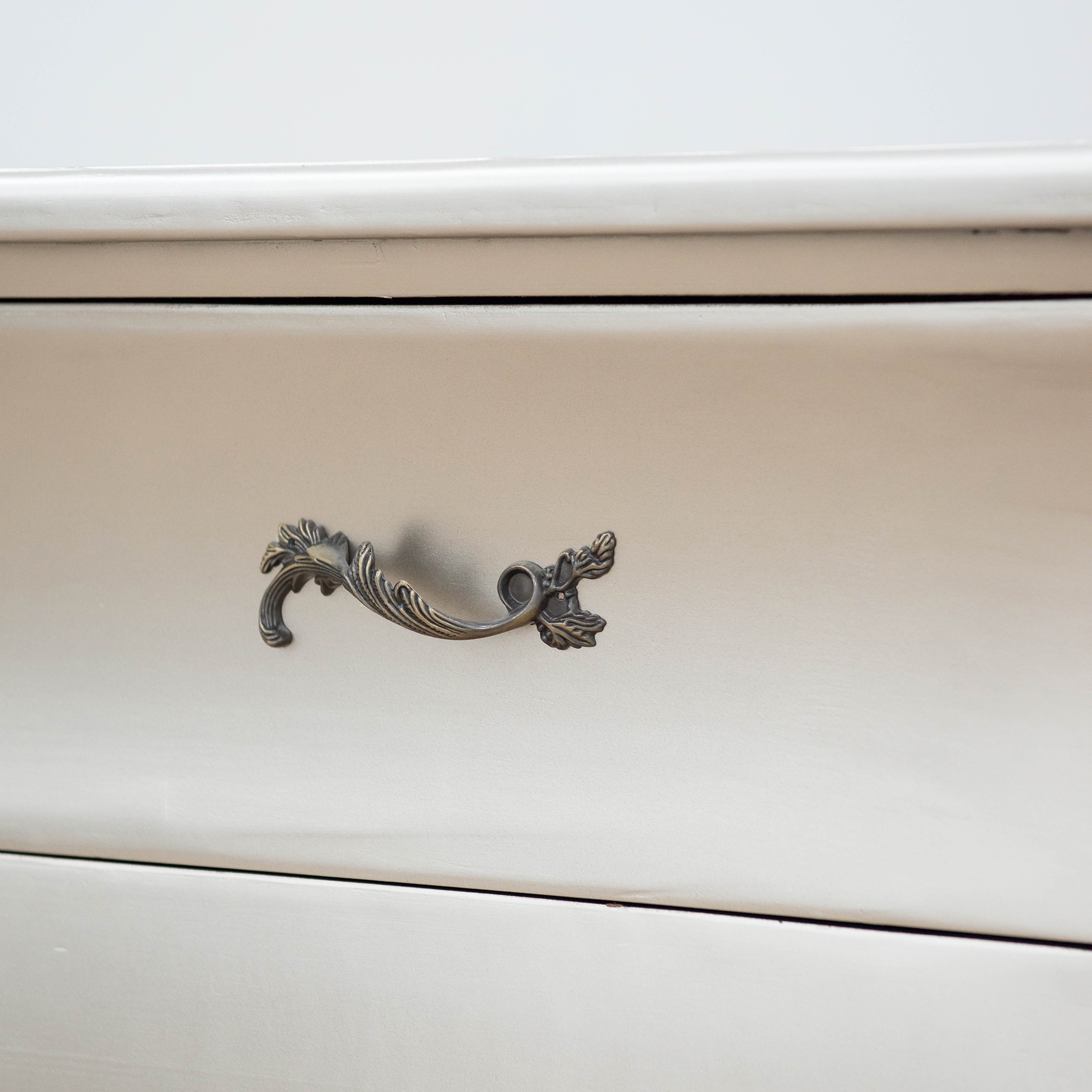 Boudoir Bombé Chest of Drawers - Silver