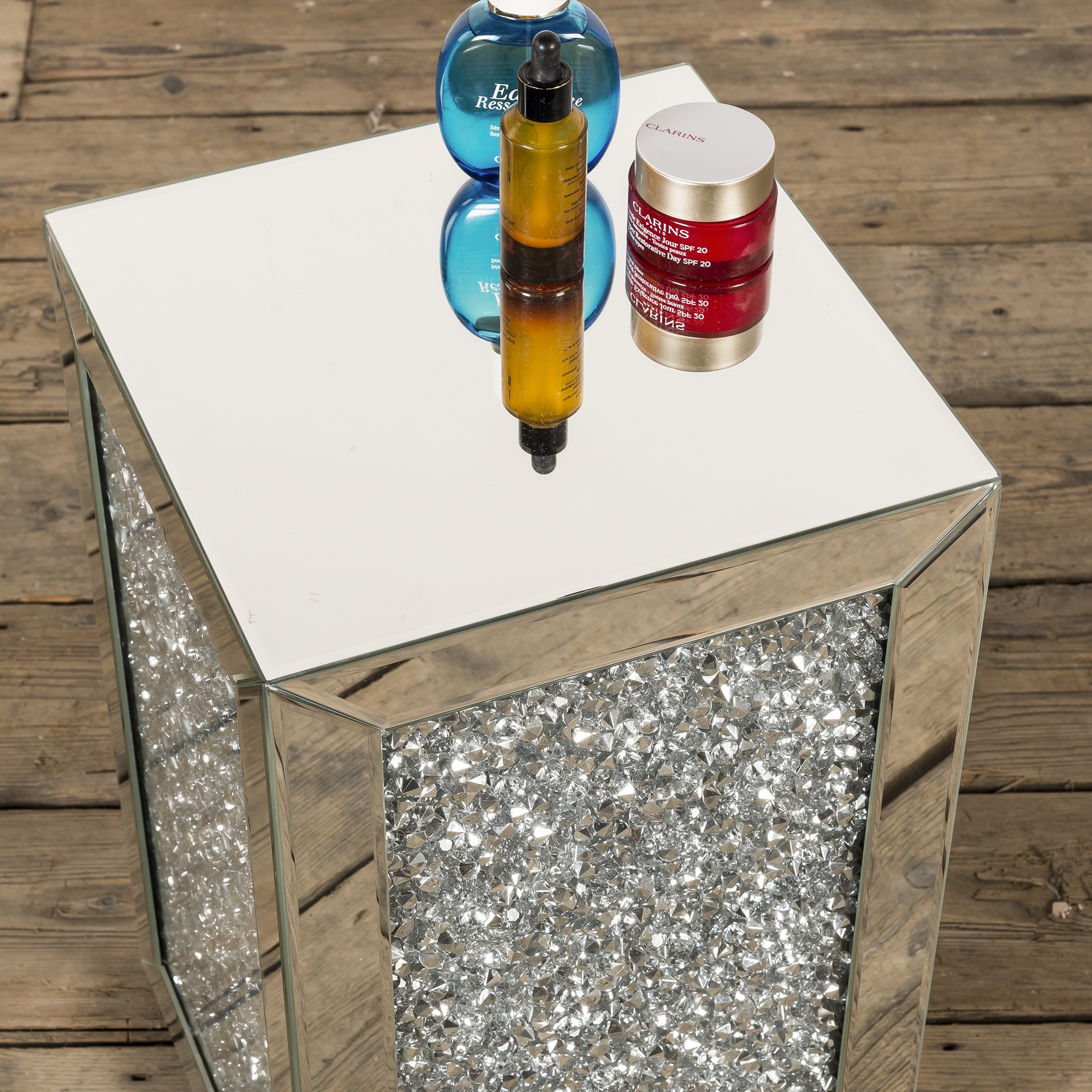 Crushed Diamond Mirrored Occasional Table 