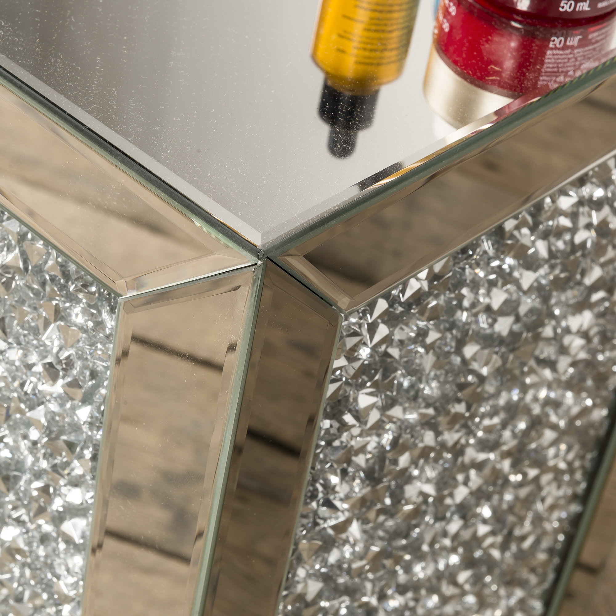 Crushed Diamond Mirrored Occasional Table 