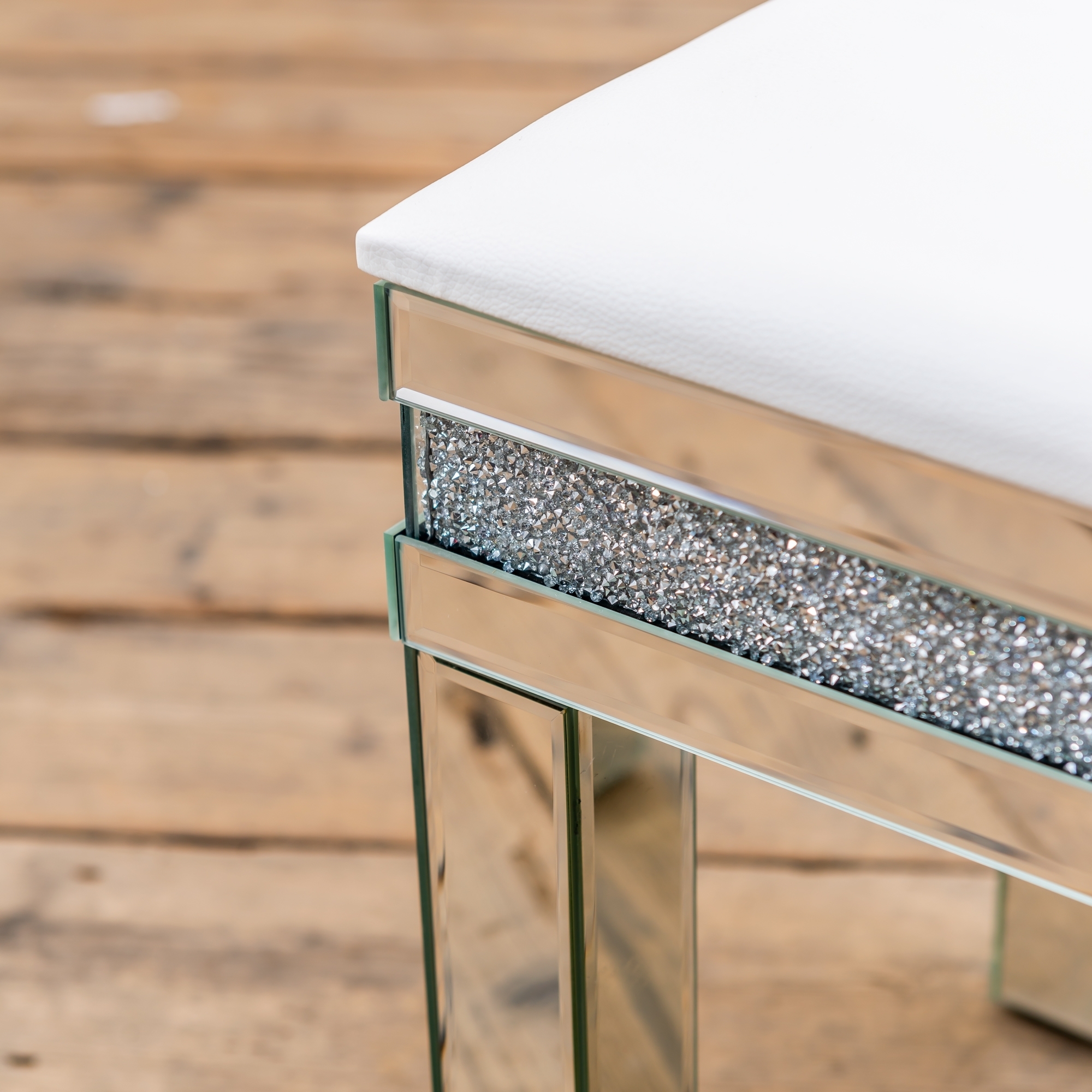 Crushed Diamond Mirrored Stool