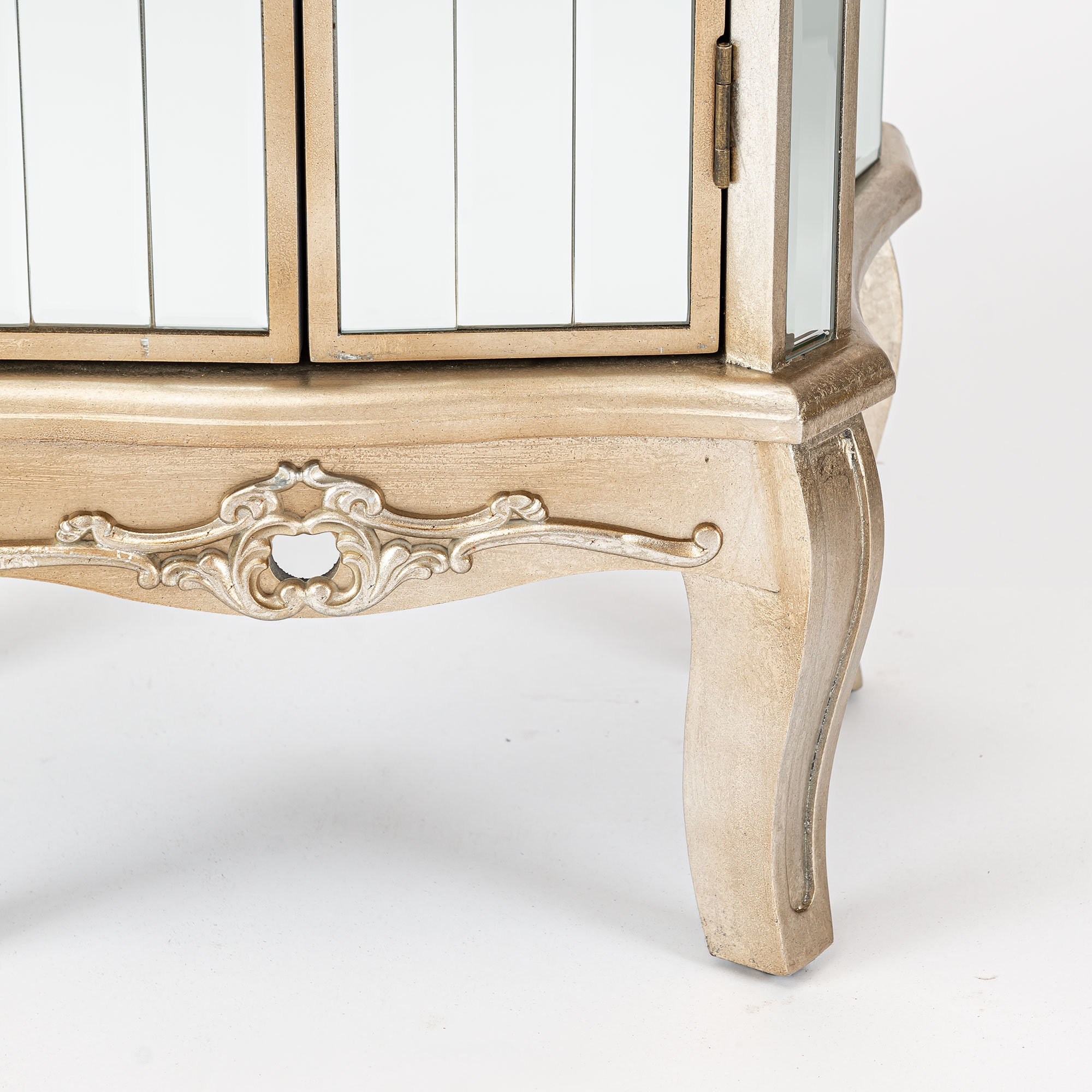 Annabelle Mirrored Sideboard Cabinet - Champagne Silver Gilt Leaf