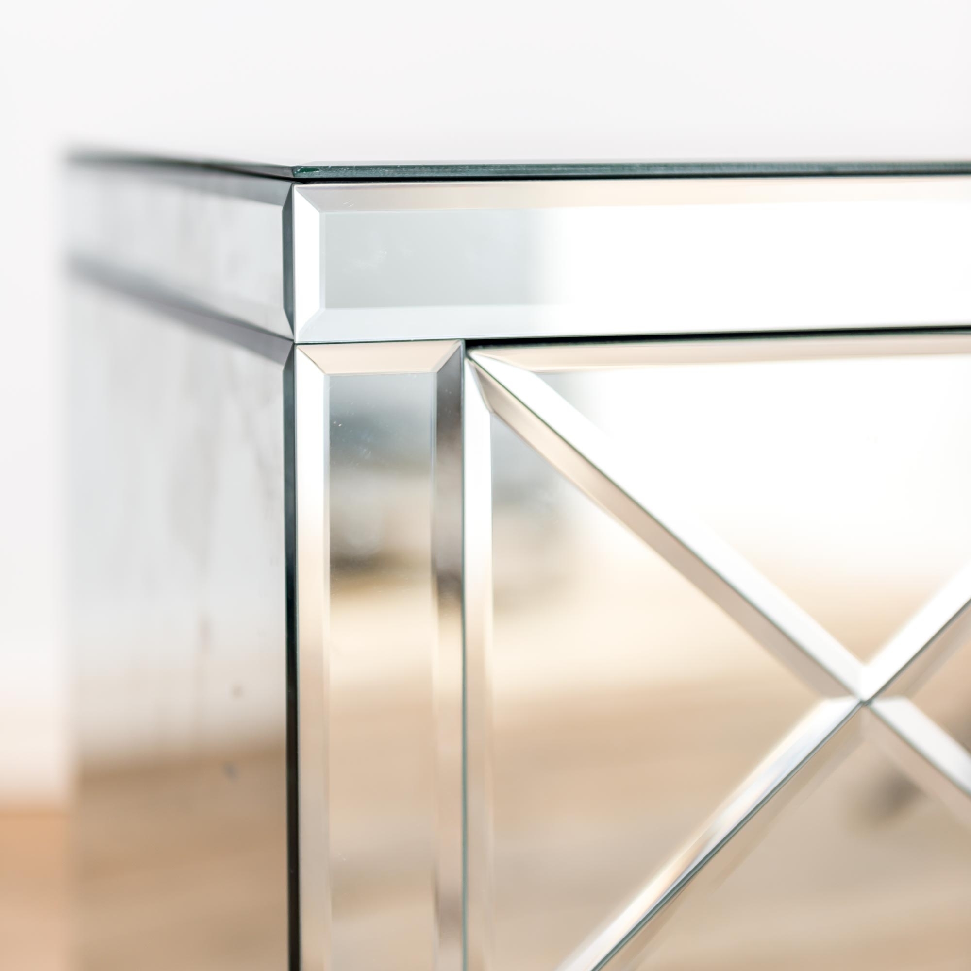 Diamant Mirrored Bedside Table 