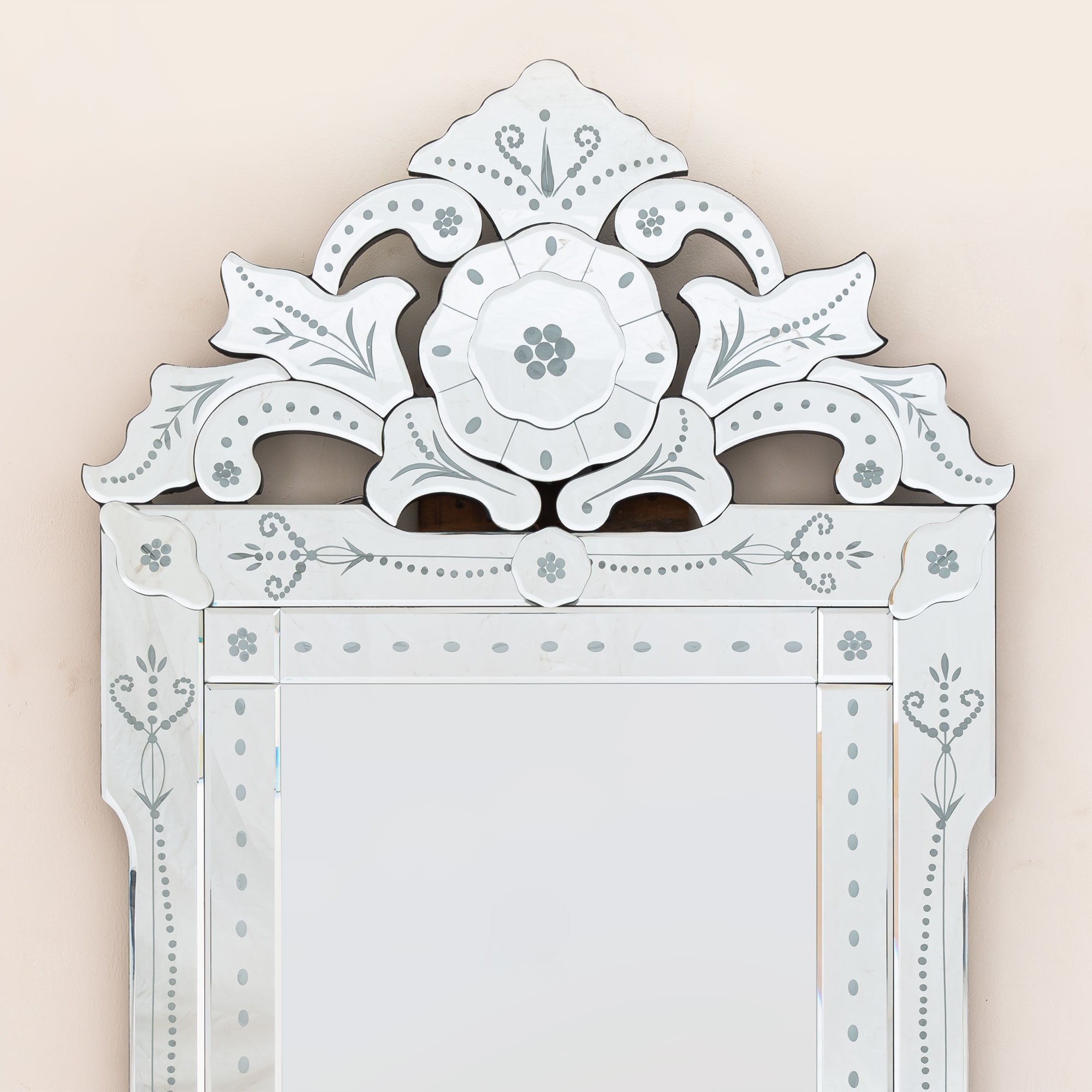 Large Venetian Mirror with Pattern Top
