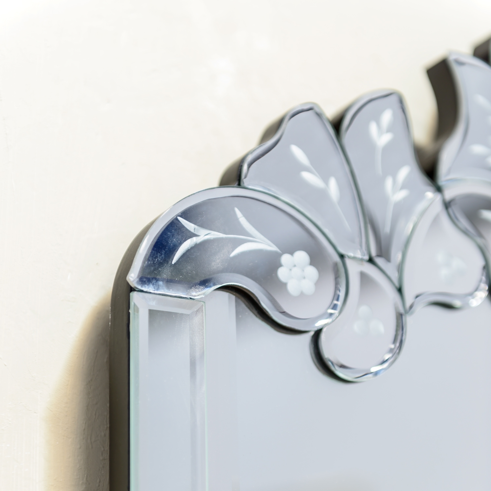 Venetian Modern Rectangular Mirror with Floral Top and Bottom