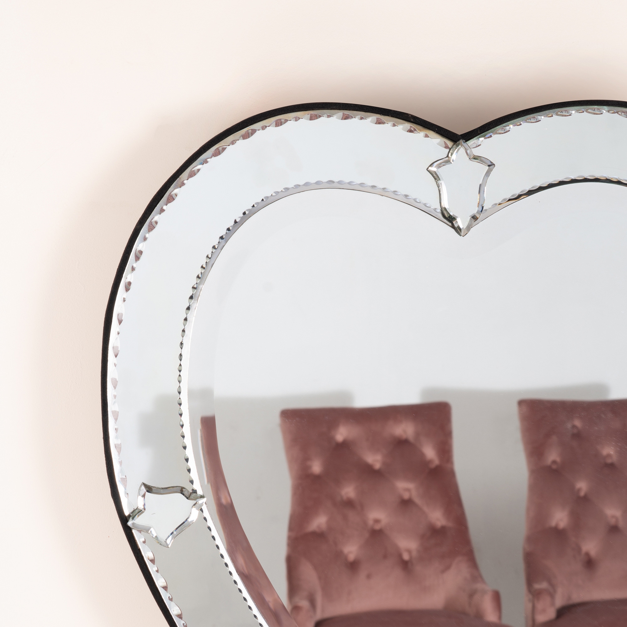 Vintage Heart Shaped Antique Style Etched Decorative Wall Mirror